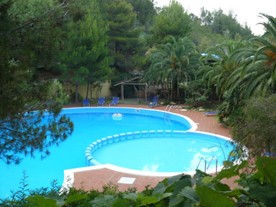 Swimmingpool Pinus Village